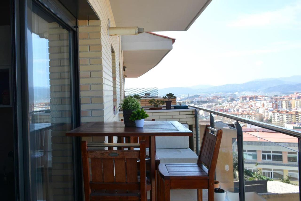Apartamento En Blanes Con Piscina Y Parking Apartment Luaran gambar