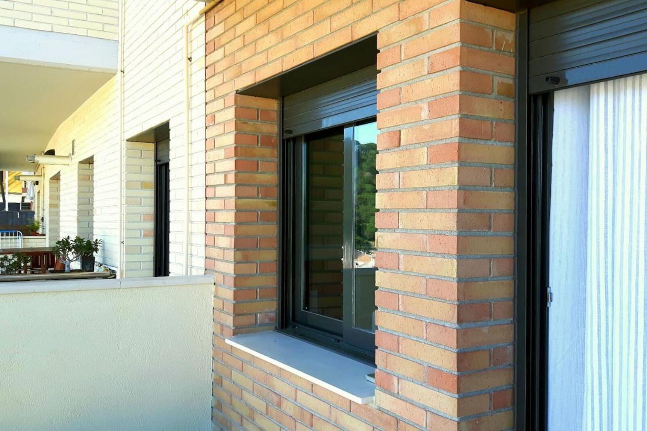 Apartamento En Blanes Con Piscina Y Parking Apartment Luaran gambar